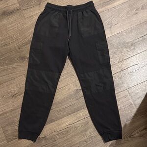 Men's Black Cargo Jogger Pants - Comfortable Everyday Fit
